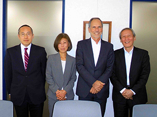 Mr. Jürgen Feldmeier, Ms. Naoko Ritterが来所されました